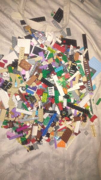Lego random 1 kg bags with figures and set 2