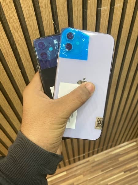 iphone 11 PTA approved 64GB in quantity 4