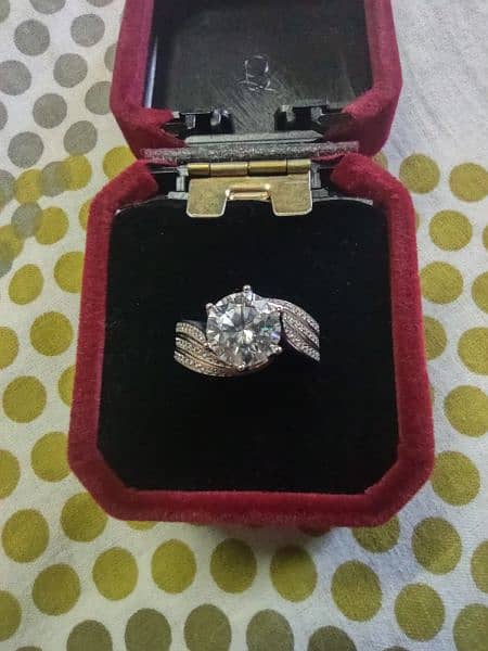 Luxury Women's Moissanite Ring  (Size 9) 2