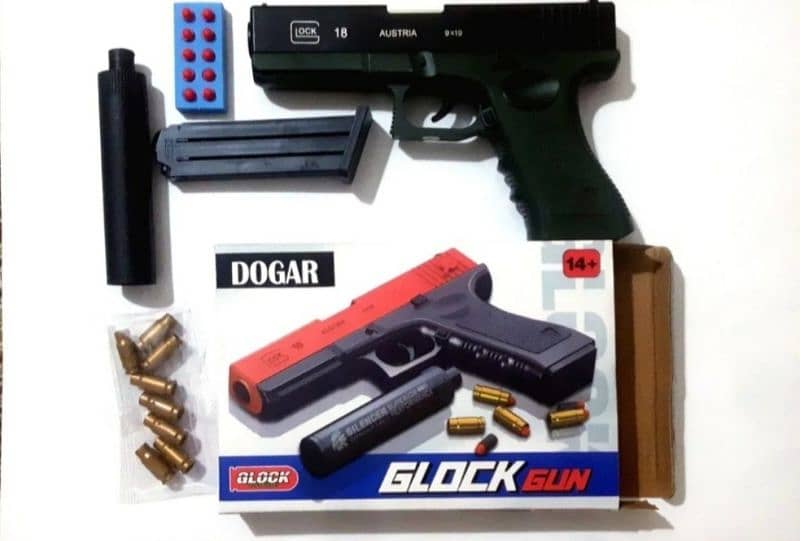 Airsoft Toy Gun - Real Glock - 14+ age 1