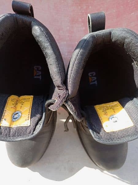 CATERPILLAR BRANDED SHOE 5