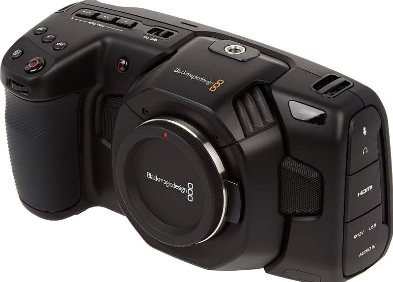 blackmagic black magic bmpcc 4k with metabones xl . 71 1