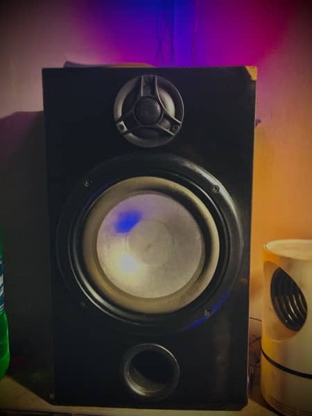 speaker pair box urgent sale 4