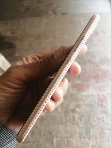 Huawei P20 Lite, 4/128, No Open No Repair,
Geniun Lush Condition 10/10 3
