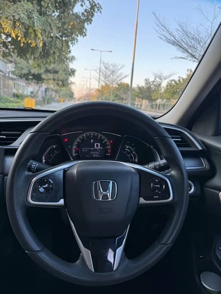 Honda Civic X 2020 end model 5