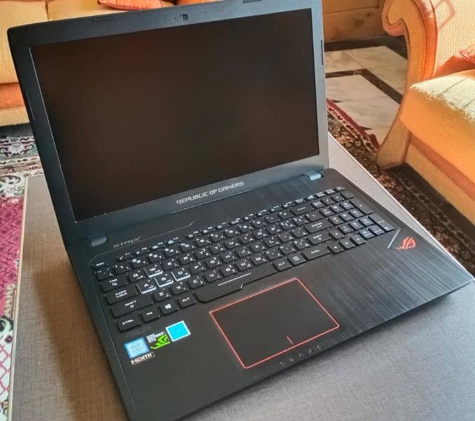 ASUS GL553 Gaming Laptop 4