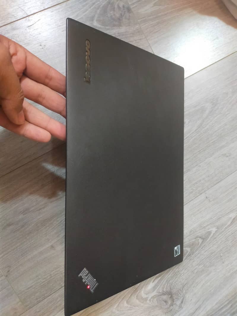 Lenovo ThinkPad X1 Carbon 20BS (i5 5th 8GB 256SSD) 14 FHD 6