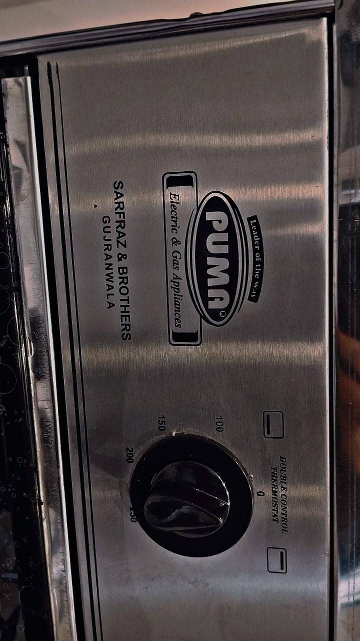 Brand New Cooking Range with Oven / PUMA P-750. 4