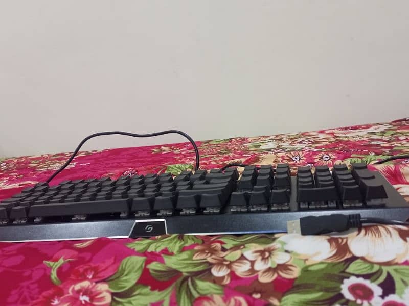 gaming keyboard 3
