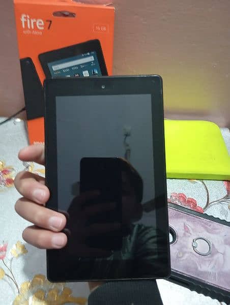 Amazon fire 7 (9th gen) 12