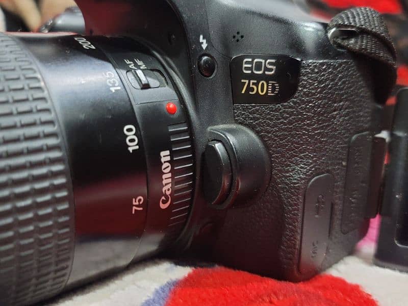Canon eos 750D 1