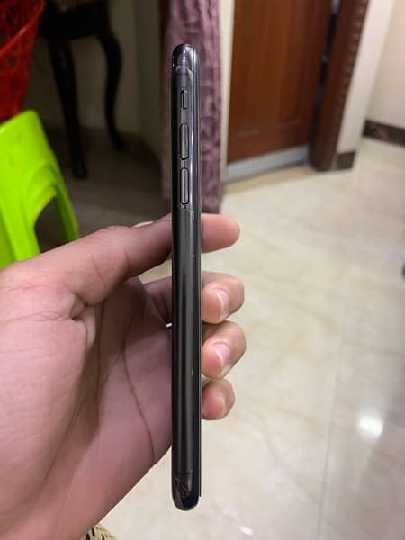 IPHONE XS 64GB Dual Sim PTA Approved 2