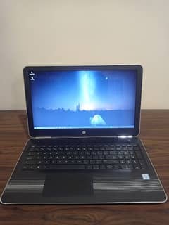 HP pavilion 15 AU018CA