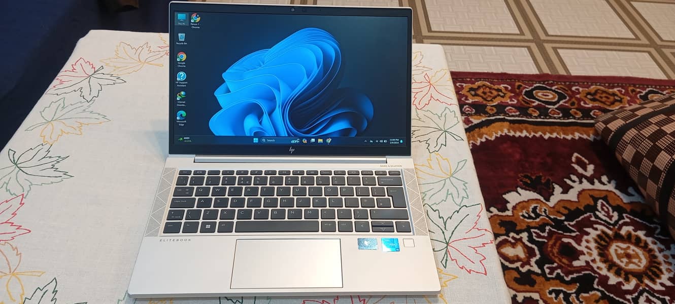 HP EliteBook 830 G8 | i5 11th Gen. hp laptop 1