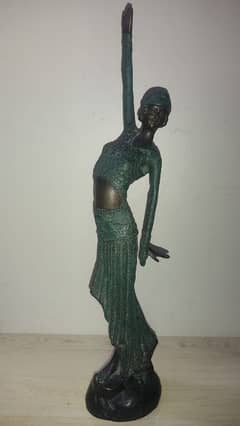 antique bronze Dancing Lady  Finishing Pose Weight 2.05 Kgs
Height 19 0