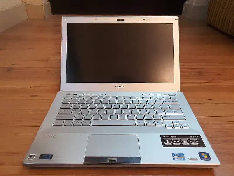 SONY VAIO VPCSA2CFX IN GOOD SPECS AND BUDGET AVAILABLE BEST FOR HEAVY 2