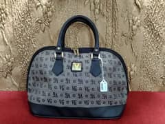 imported branded ladies hand bags