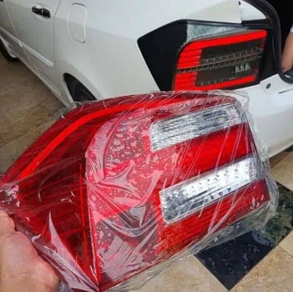 city  both back tail lights original new condition 4