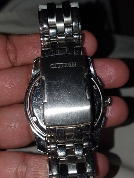 Citizen Perpetual calender watch without capacitor 2