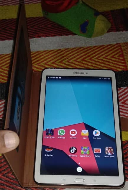 Samsung Galaxy Tab E 2