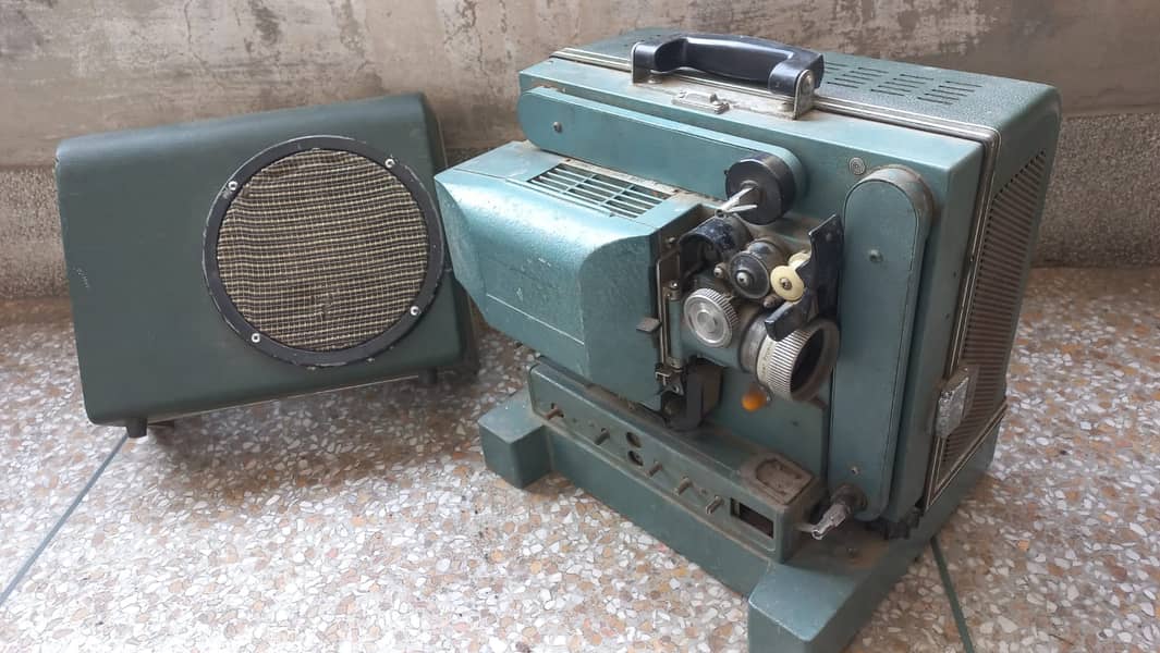 16 MM Projector 1