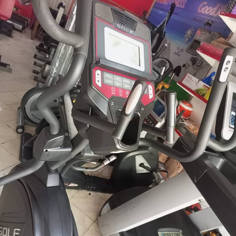 Elliptical Trainer Commercial Sole Fitness Company Made-Taiwan 4