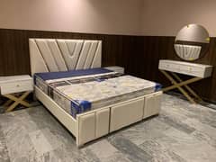 poshish Bed/kingsize bed/double bed/side table/dressing table/bed