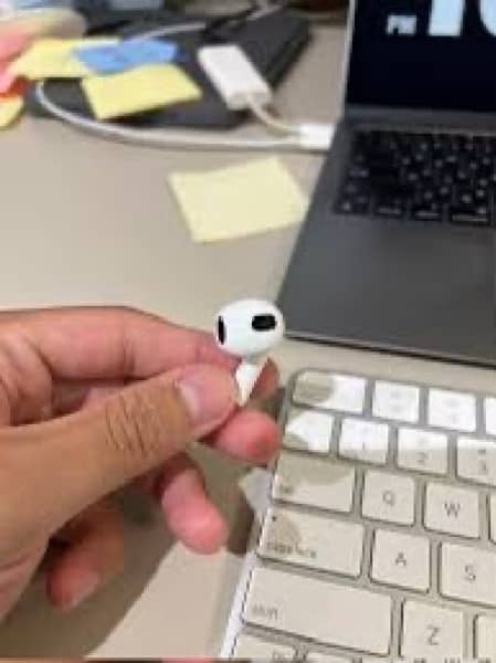 Apple AirPods 3 100% orignal just sides 1