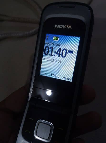 Nokia 2720 Fold 4