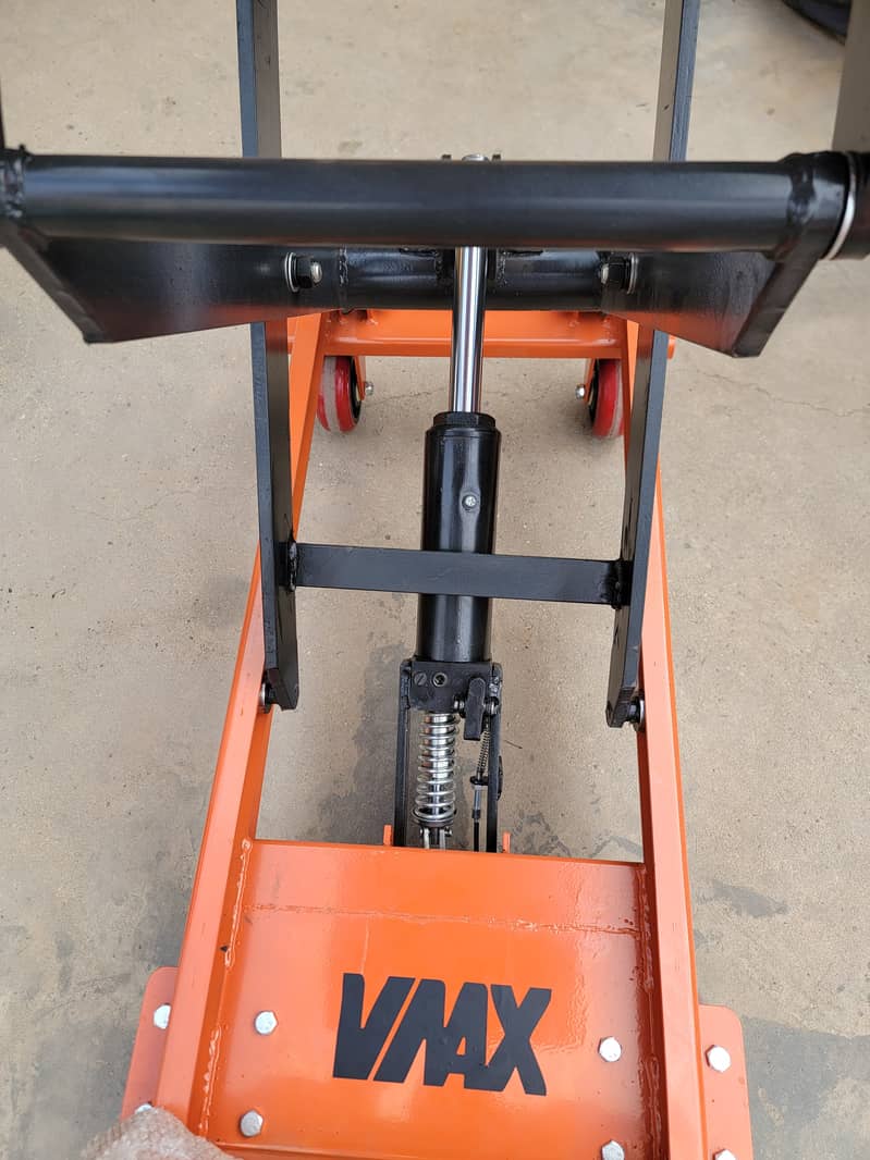 VMAX Manaul Scissor Table Trolley Lifter for Sale in Karachi Pakistan 9