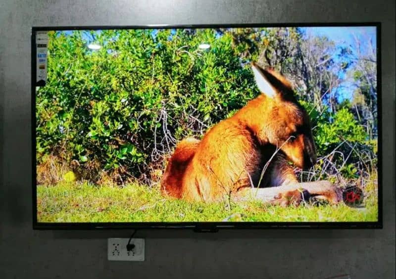 48 InCh Smart Samsung 8k UHD LED 03004675739 3