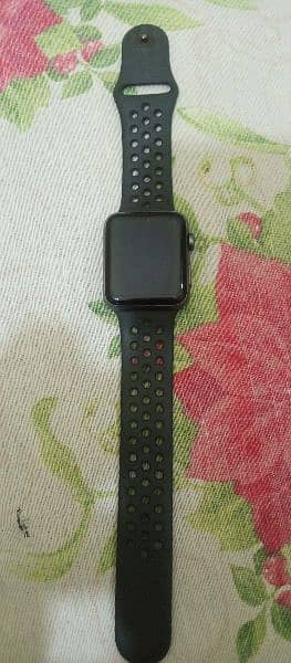 Apple Watch 2nd Gen 42mm Nike Edition 4