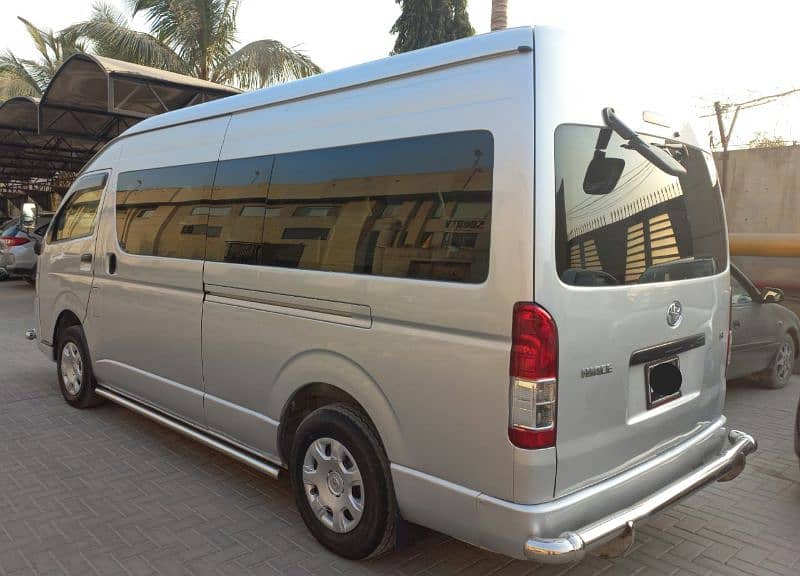 HIACE GRAND CABIN Available FOR RENT (03004227019) 4