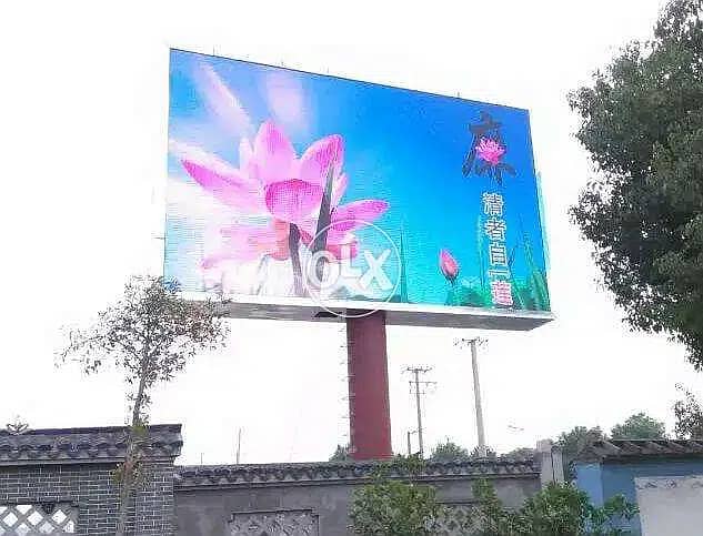 Pole stemers / Vertical Poster Screens / Smd LED display Screens 2