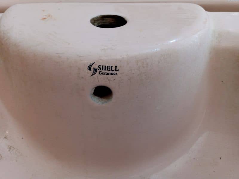 Shell  brand Wash basin 3