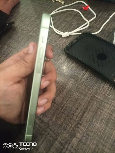 iPhone 12 64gb Factory Unlock 4