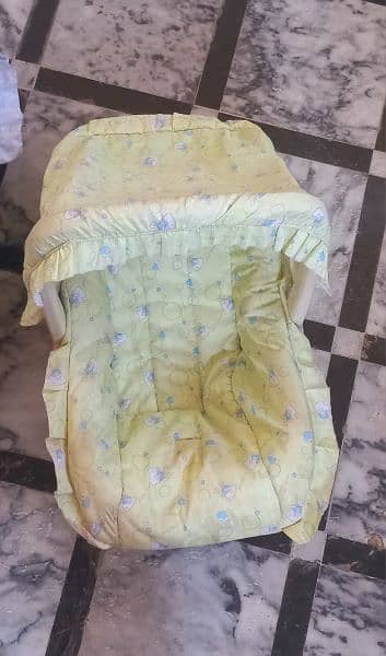 Baby Carry Cot 7