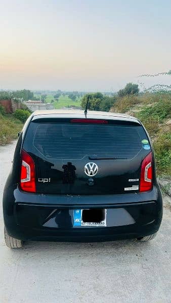 Volkswagen UP better than Suzuki Cultus 1