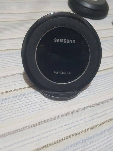 samsung galaxy wireless charger 2