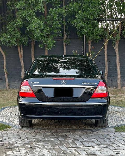 Mercedes Benz E 200 5