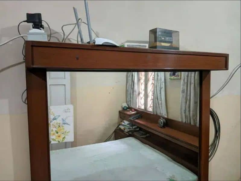 King size bed with dressing table 6