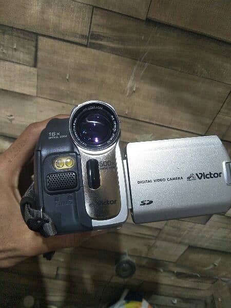 victor camera 16x optical zoom xchange to mobile 6