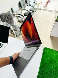 Apple macbook Pro 2018 Core i5 0
