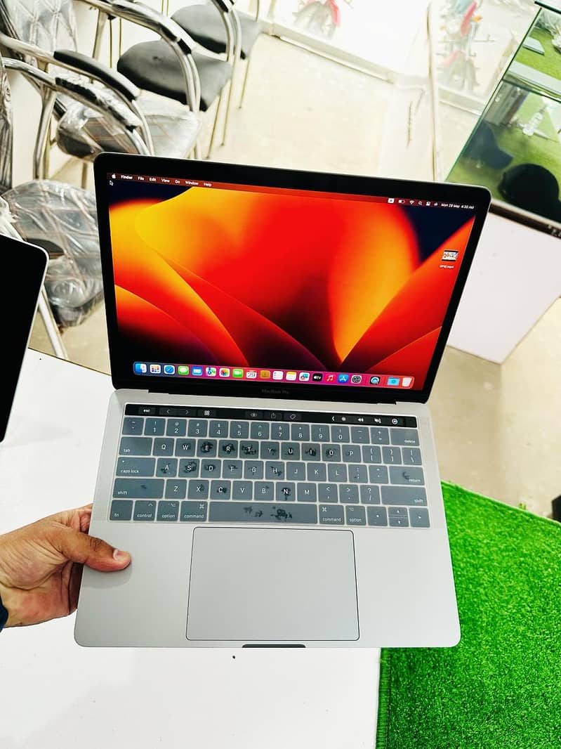 Apple macbook Pro 2018 Core i5 4