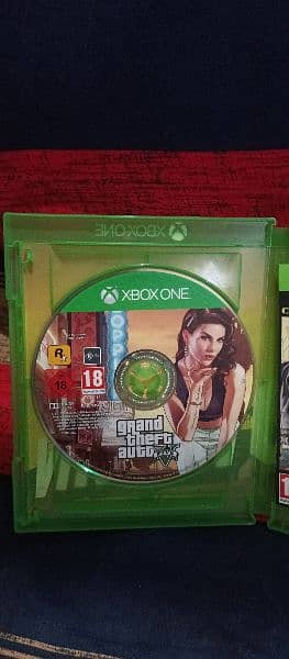 GTA 5 premium edition disk for Xbox one 1