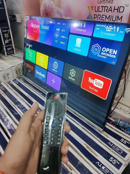 SAMSUNG 43,,INCH LED 8K UHD MODEL. 26000. NEW 03004675739 10