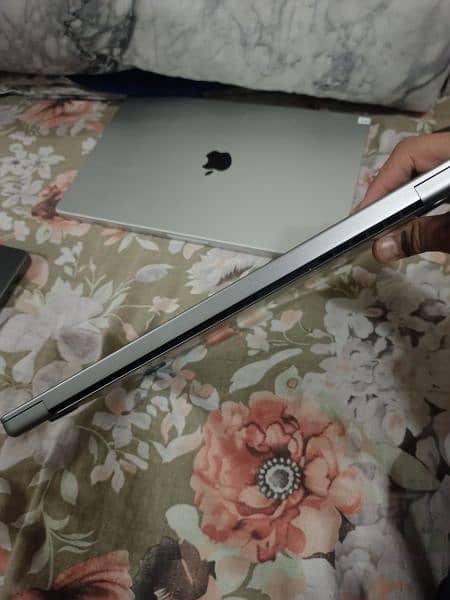 8 UNITS AVAILABLE MACBOOK PRO M1 LATE 2021 14 INCH 16GB RAM 512GB 2