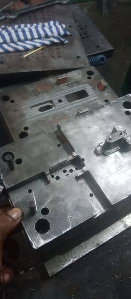 die maker mould making repairing machining