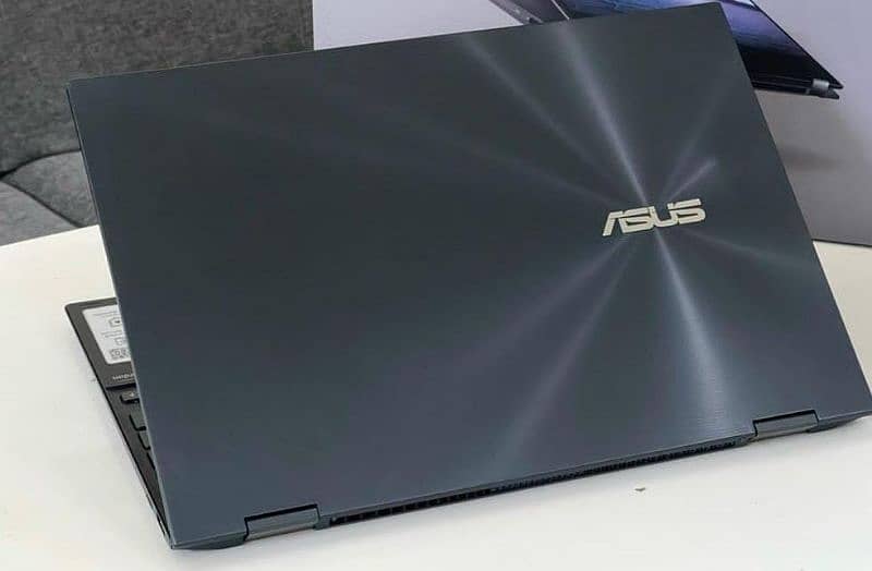 Asus zenbook flip OLED i5 11th 3
