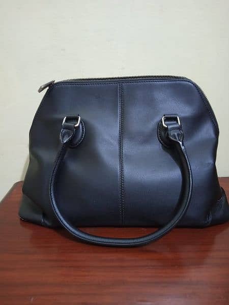 "Calvin Klien" Leather Bag for Women 1